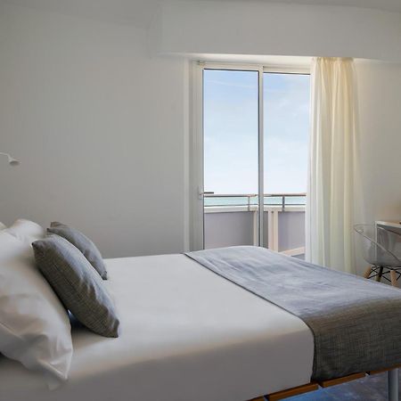 Hotel Rex - Fronte Mare Riccione Zewnętrze zdjęcie