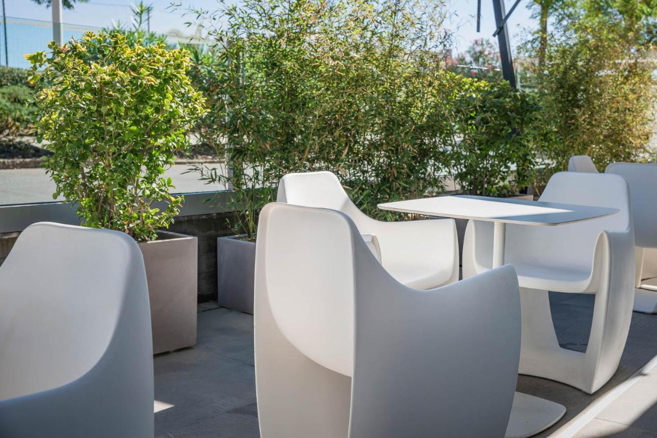 Hotel Rex - Fronte Mare Riccione Zewnętrze zdjęcie