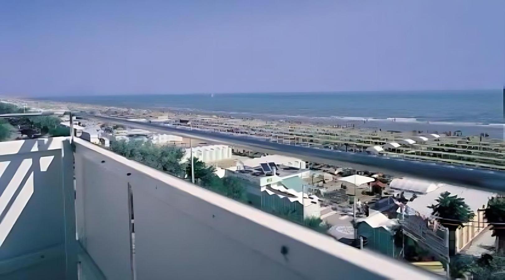 Hotel Rex - Fronte Mare Riccione Zewnętrze zdjęcie